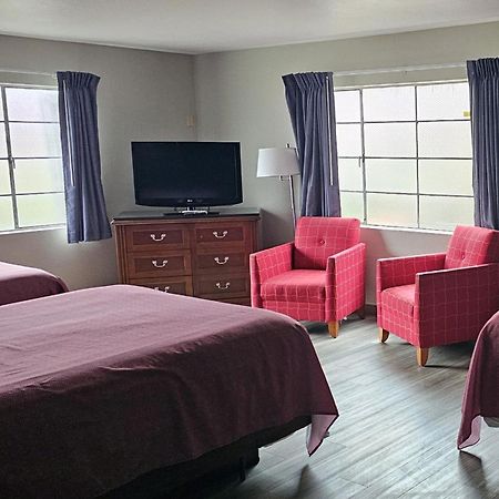 וונאטצ'י Downtown Inn מראה חיצוני תמונה