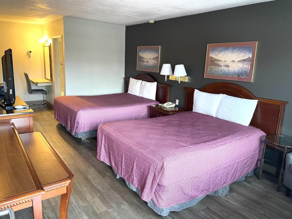 וונאטצ'י Downtown Inn מראה חיצוני תמונה